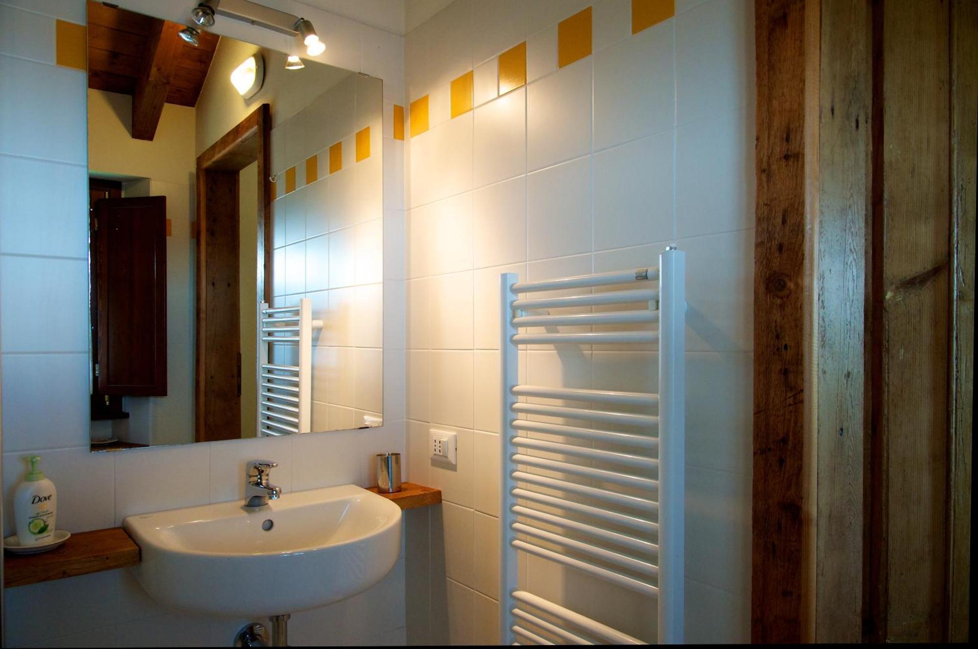 Cascina Delle Mele Bed and Breakfast Vittuone Værelse billede