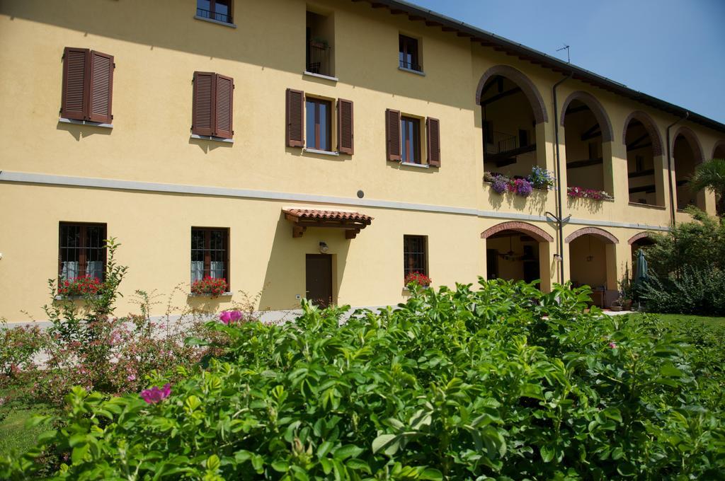 Cascina Delle Mele Bed and Breakfast Vittuone Eksteriør billede